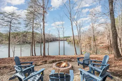 Image de Lake Point Escape - Dock and Hottub on Belews Lake