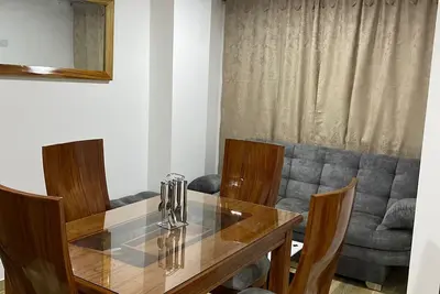 Image de Apartment Near The Airport, In A Very Quiet, Safe And Commercial Area.