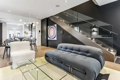 Image de Luxury Home Yorkville 3bed3bath