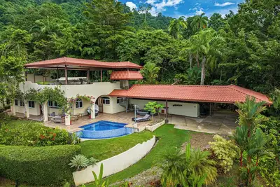 Image de Charming 3-bedroom house with Pool in Dominicalito