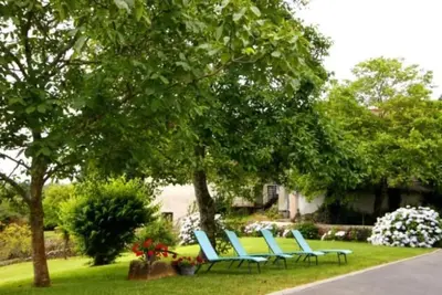 Image de Maison de campagne \"Hortensia\" avec vue sur les montagnes, terrasse privée et Wi-Fi