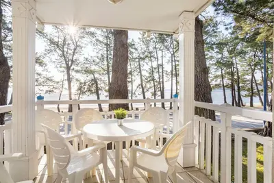 Image de Appartement 'La Cabine - Vue Sur La Plage' avec vue sur la mer, piscine partagée et Wi-Fi