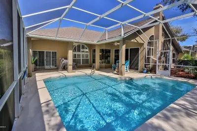 Image de 4-bd 3-ba house near Daytona Beaches w/private pool, Ac, private community, bkyd