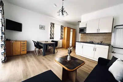 Image de First floor apartment with east and south-facing balcony (58 sqm)
