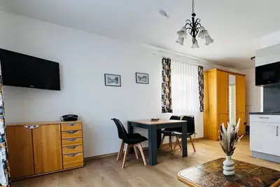 Image de 1st floor apartment with east and south-facing balcony (58sqm)