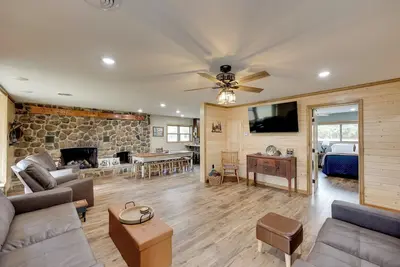 Image de Near Blue Mountain Lake & Atv Trails: Cabin Escape