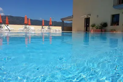 Image de Agréable appartement pour 4 personnes avec Wifi, climatisation, piscine et Tv