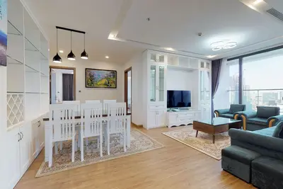 Image de Spacious 3 bedroom apartment with fitness room, in lovely vinhomes metropolis