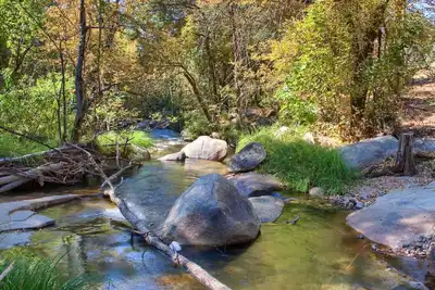 Tranquility House - Riverfront/Fireplace/Sleeps 6