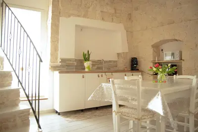 Image de Wonders of the South: Holiday Home a few kilometers from the sea.