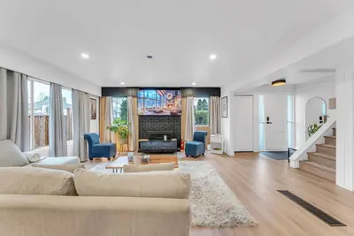 Image de Cozy rancher with a big yard close to the mountains
