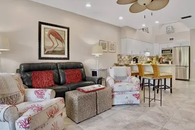 Image de **Southard Pearl @ Old Town** Condo & Community Pool + Last Key Services…