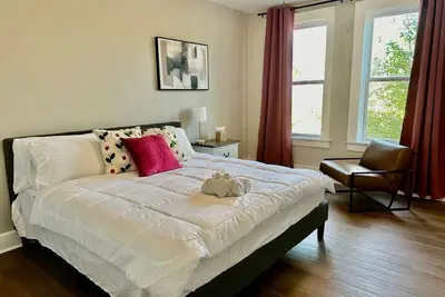 Image de Casa de Color - 2br/1ba Townhome near Downtown