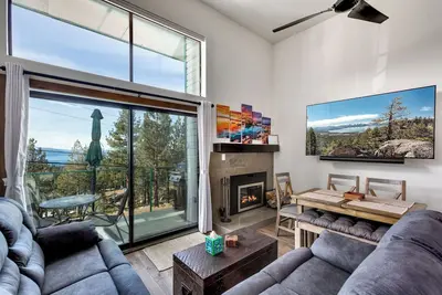 Image de Near Heavenly, Balcony Views, Fireplace, Sleeps 6