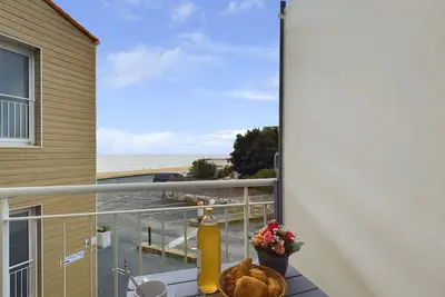 Image de Sur la plage, appartement pour 4, superbe vue mer