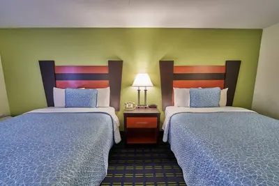 Image de 2 Units with Hot Tub, Indoor Pool, Mini Golf, & Free Breakfast Offered Daily