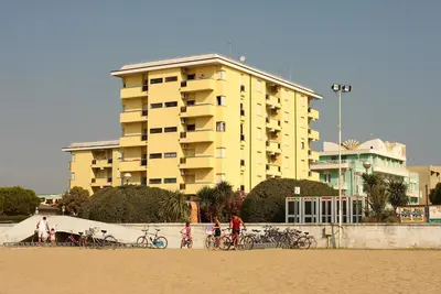 Image de Appartement de vacances avec climatisation et balcon