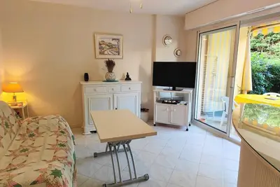 Image de T2 à 150m de la plage