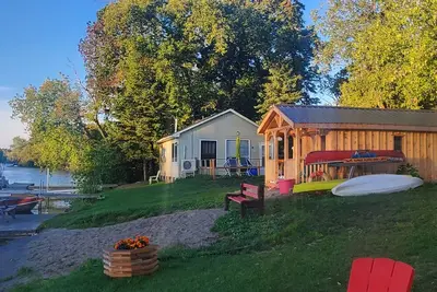 Image de River Front Studio on Trent River