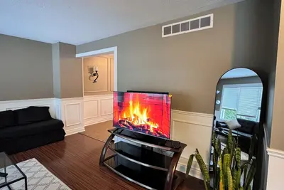 Image de Cozy house near Western and Masonville mall