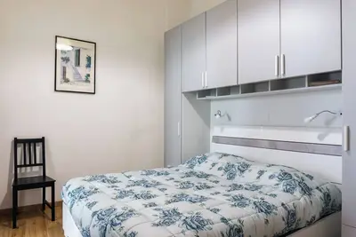 Image de Spacious apartment within walking distance of the historic center and shopping streets