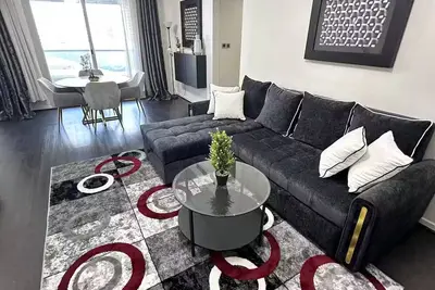 Image de Beauty of Marina @ our 2br aptmnt