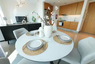 Image de Luxurious 1br in Opera Grand 5 mins walk to Burj Khalifa