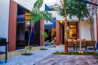 Image de Villa with Private Pool 6