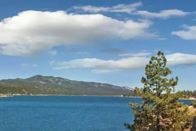 Image de Condo Style Resort Big Bear Lake Full Kitchen, Bbq Grill, Patio, Three Hot Tubs