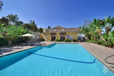 Image de 3br/2bth Garage, King, Crib, Pool & Hot Tub