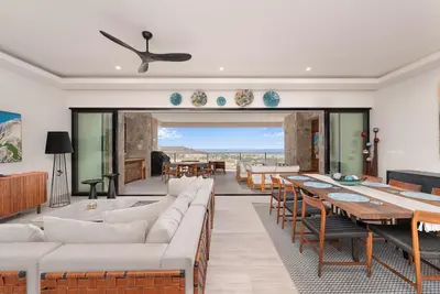 Image de Serene Shores. Your Elegant 3br Escape at Alvar in Quivira