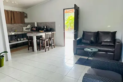 Image de Jonka House - Private Oasis with Lake and Swimming Pool in Arenal