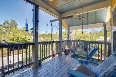 Image de 5 Mi to Beach & Pier: Bay St Louis Home on Canal