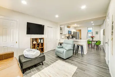 5 Mi to North Shore: Updated Home w/ Fire Pit!