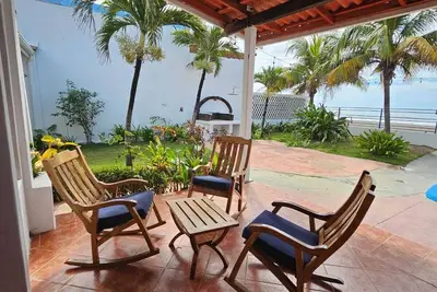 Image de Serenity by the Sea at Villa Pacifico