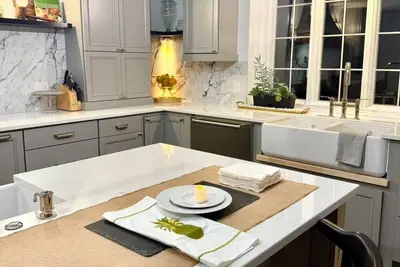 Image de Spacious 4-bedroom house in Gates Mills with Ac, WiFi. Minutes from Cc Hospital