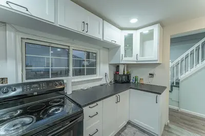 Image de 3-bedroom house in enchanting Dix Hills with bonus room, WiFi, Ac