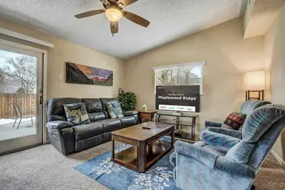 Image de Maplewood Ridge! Family Retreat w Bbq Grill