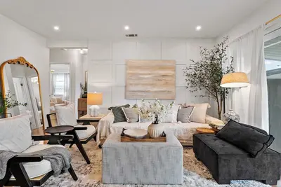 Image de Single-Story｜Lush Backyard for Pets｜Garage Access｜Month2Month available #42099