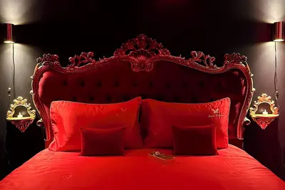 Image de A 30m Paris notre loveroom-spa est l’écrin parfait pour des moments inoubliables