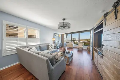 Image de Discover Gulf and Bay Club Unit F407 in Siesta Key!