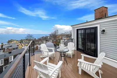 Image de Portside Overlook: Village and Beach Views!