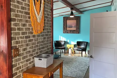Image de Spacious 4 bedroom home walking distance from snowmobile and orv trails