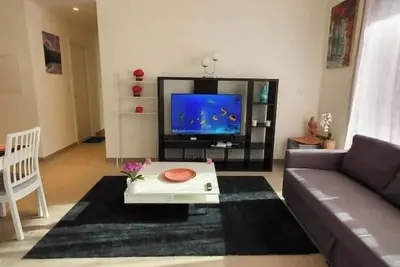 Image de Pr510 For Short Term Stay 2 Bhk Dubai Hills