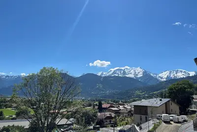 Image de Appartement charmant avec vue sur le Mont Blanc. \nIdéal pour 1 ou 2 personnes.