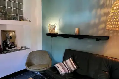 Image de Maison mitoyenne a 20mn de nice centre \nJardin piscine Cuisine d'été