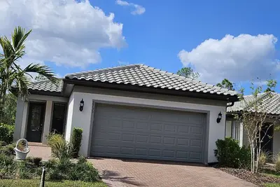 Image de Peace and Quiet\nCharming 3-bedroom house with Wi-Fi, pool, North Port, Fl