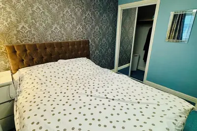 Image de Glasgow Guest House free 2 car parking \nFree WIFi Main Door House