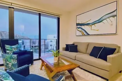 Image de Gorgeous condo prime location