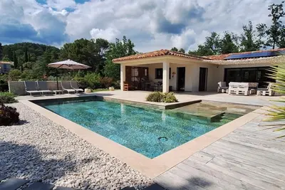 Image de Villa Soulari 4* standing moderne et confortable entre Verdon et Plages